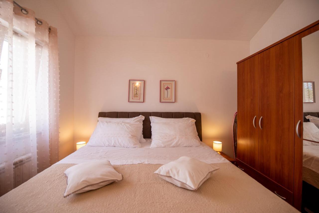 Apartments Villa Nataly Zadar Buitenkant foto